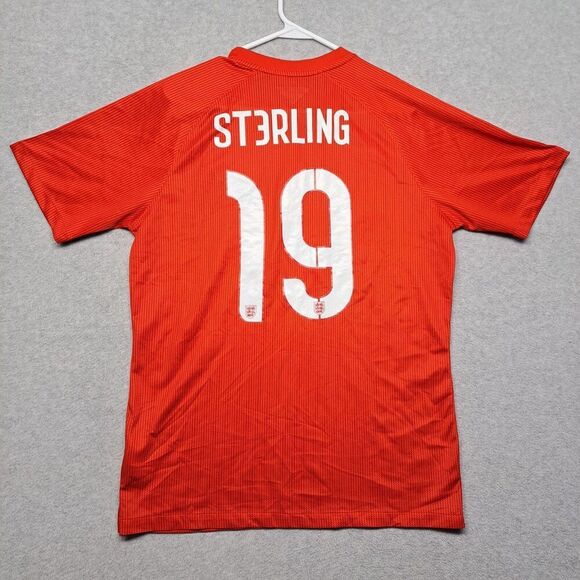 Nike Authentic England Football Soccer Jersey Men L Sterling #19 Red 2014 New - Picture 16 of 16